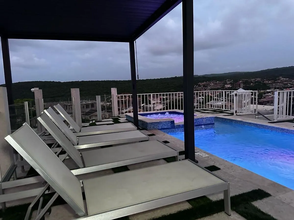 Skyline Retreat- Luxury Studio With Rooftop Pool, Tv & Ac Falmouth 0*,  Jamaica